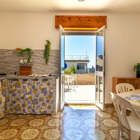 Apartment La Casa Di Ulisse